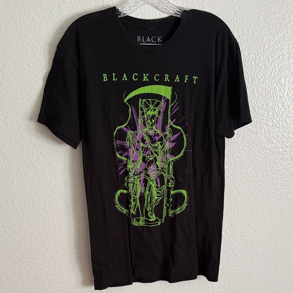 Blackcraft Men's Black and Purple Graphic Tee